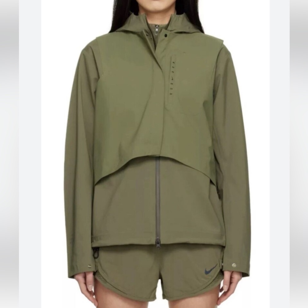 Nike Running Division Wind/Rain Jacket - Picture 3 of 14